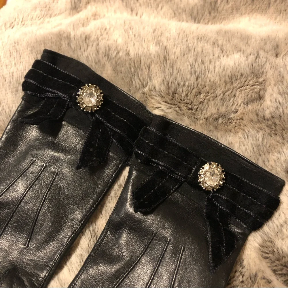 COACH vintage leather and silk black bow gloves size 6.5 - Picture 2 of 5